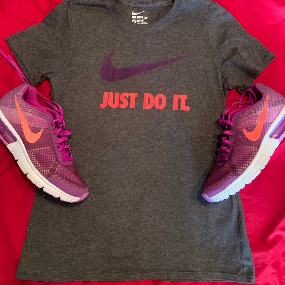 Kids Nike Air Max Sequent & Matching Size(M) Shirt
